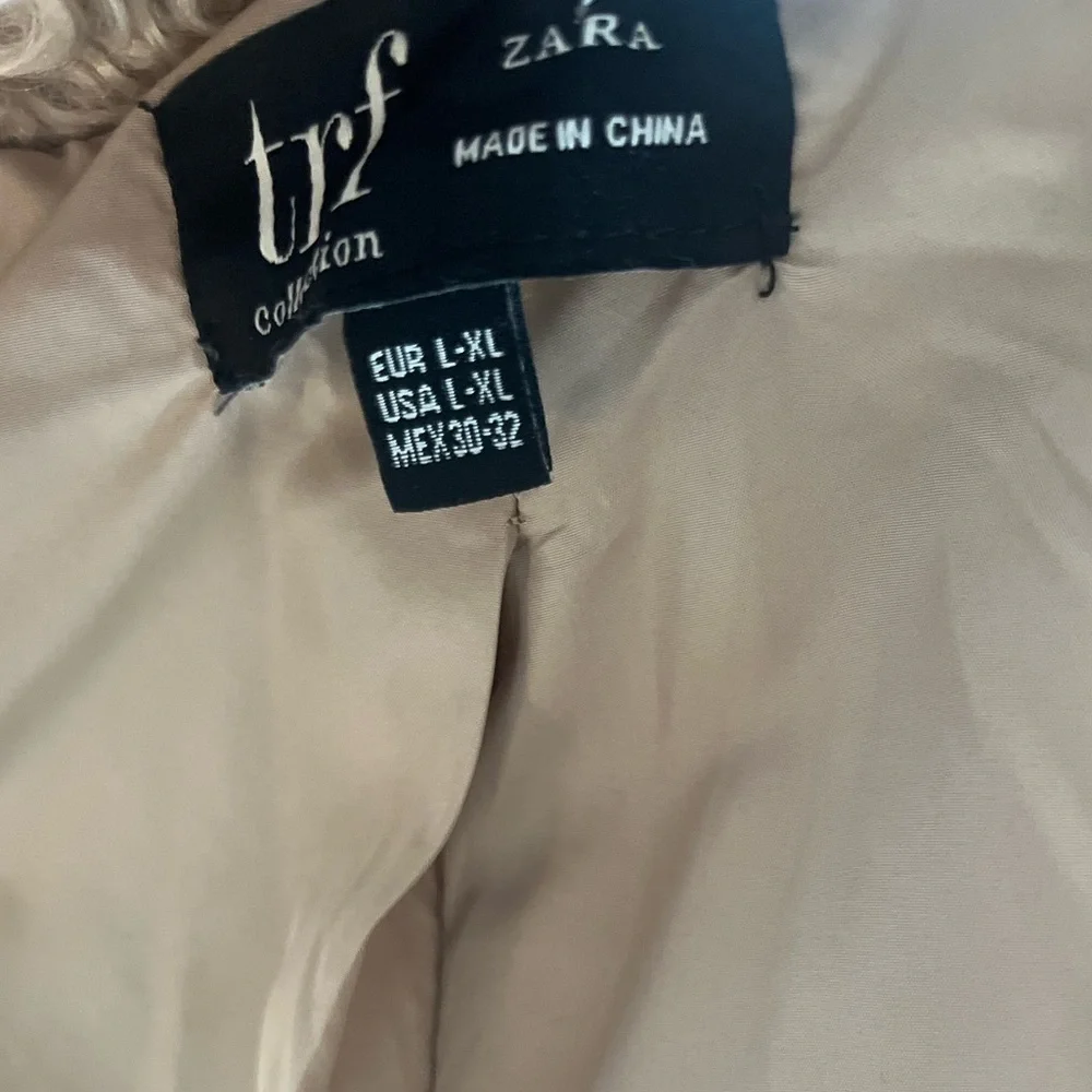 Zara Coat - Picture 4 of 4